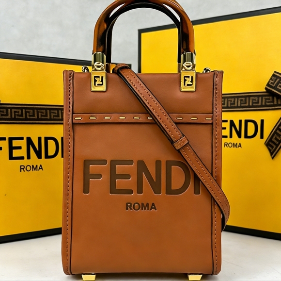 <AUTHENTIC>Fendi Roma Mini Vertical Boxy Top Handle Bag - Picture 2 of 6